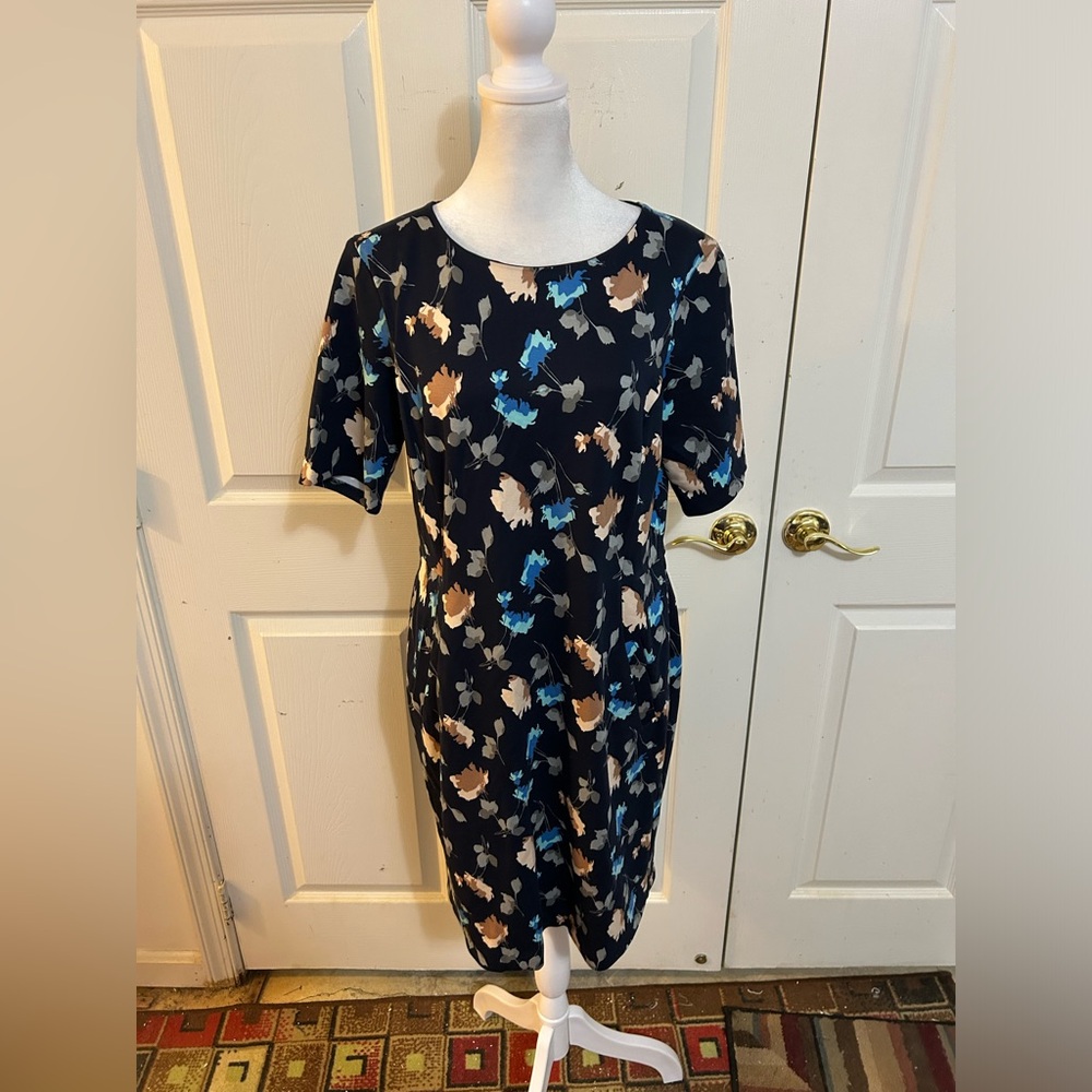 Lands’ End blue floral dress, size 12P
